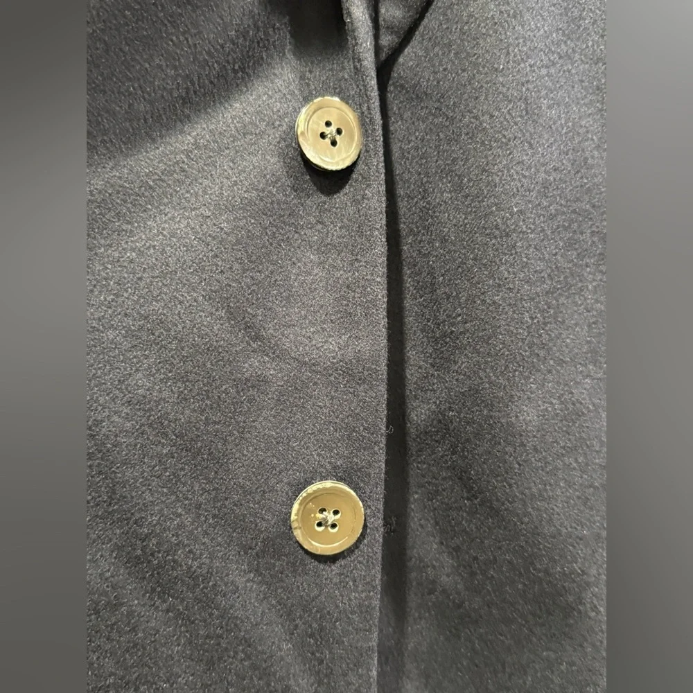 Nieman Marcus 100% Super Fine Cashmere Sports Coat Mens 44R Navy Blazer